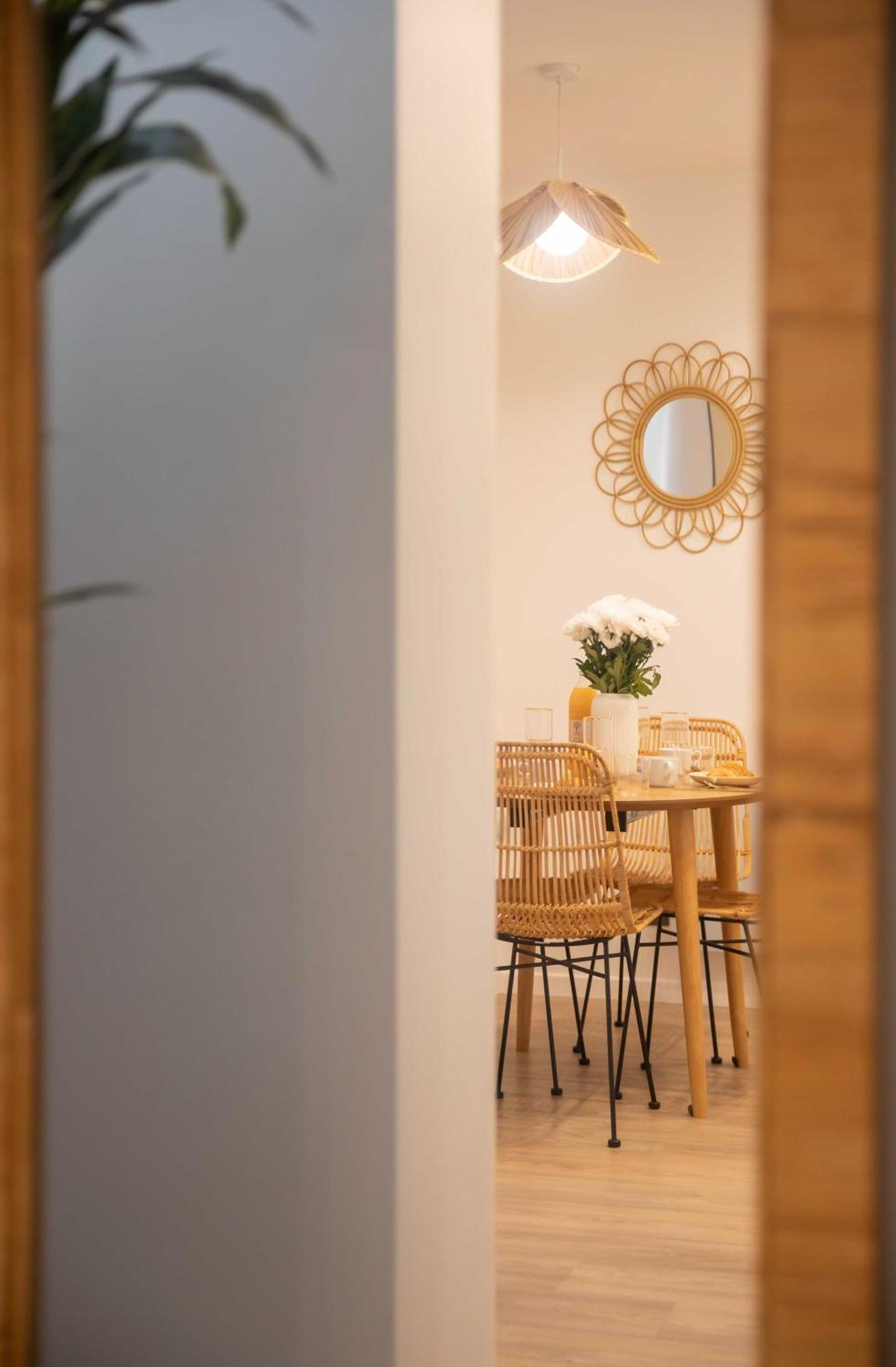 Nice 2 Bed Flat - Hyper Centre St Tropez Saint-Tropez Exterior foto