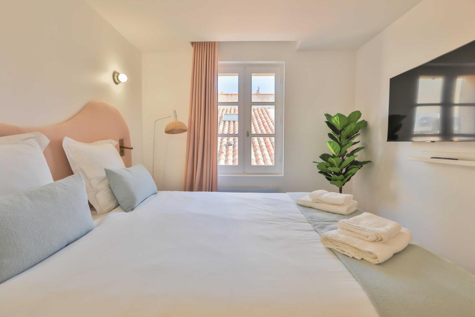Nice 2 Bed Flat - Hyper Centre St Tropez Saint-Tropez Exterior foto